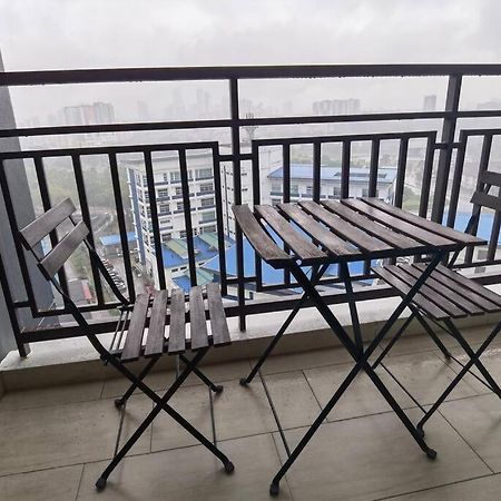 A1403 Jb City Sks Habitat Larkin 2Br 6Pax 100Mbps Netflix!! By Stay 新山 外观 照片