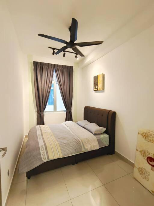 A1403 Jb City Sks Habitat Larkin 2Br 6Pax 100Mbps Netflix!! By Stay 新山 外观 照片