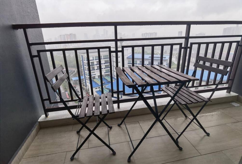 A1403 Jb City Sks Habitat Larkin 2Br 6Pax 100Mbps Netflix!! By Stay 新山 外观 照片